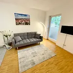Blickfang - Modernes Direkt In Der Altstadt Von Mit Balkon - Lage Und Aussicht *