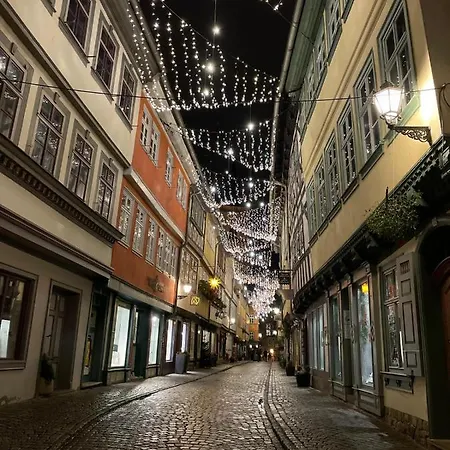 Blickfang - Modernes Direkt In Der Altstadt Von Mit Balkon - Lage Und Aussicht * Erfurt