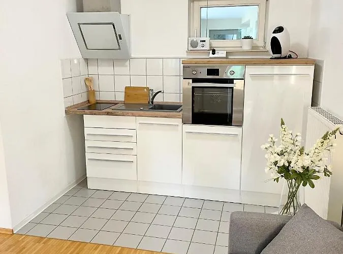 Appartamento Blickfang - Modernes Direkt In Der Altstadt Von Mit Balkon - Lage Und Aussicht *